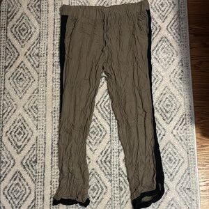 American Eagle Outfitters green and black lightweight pants